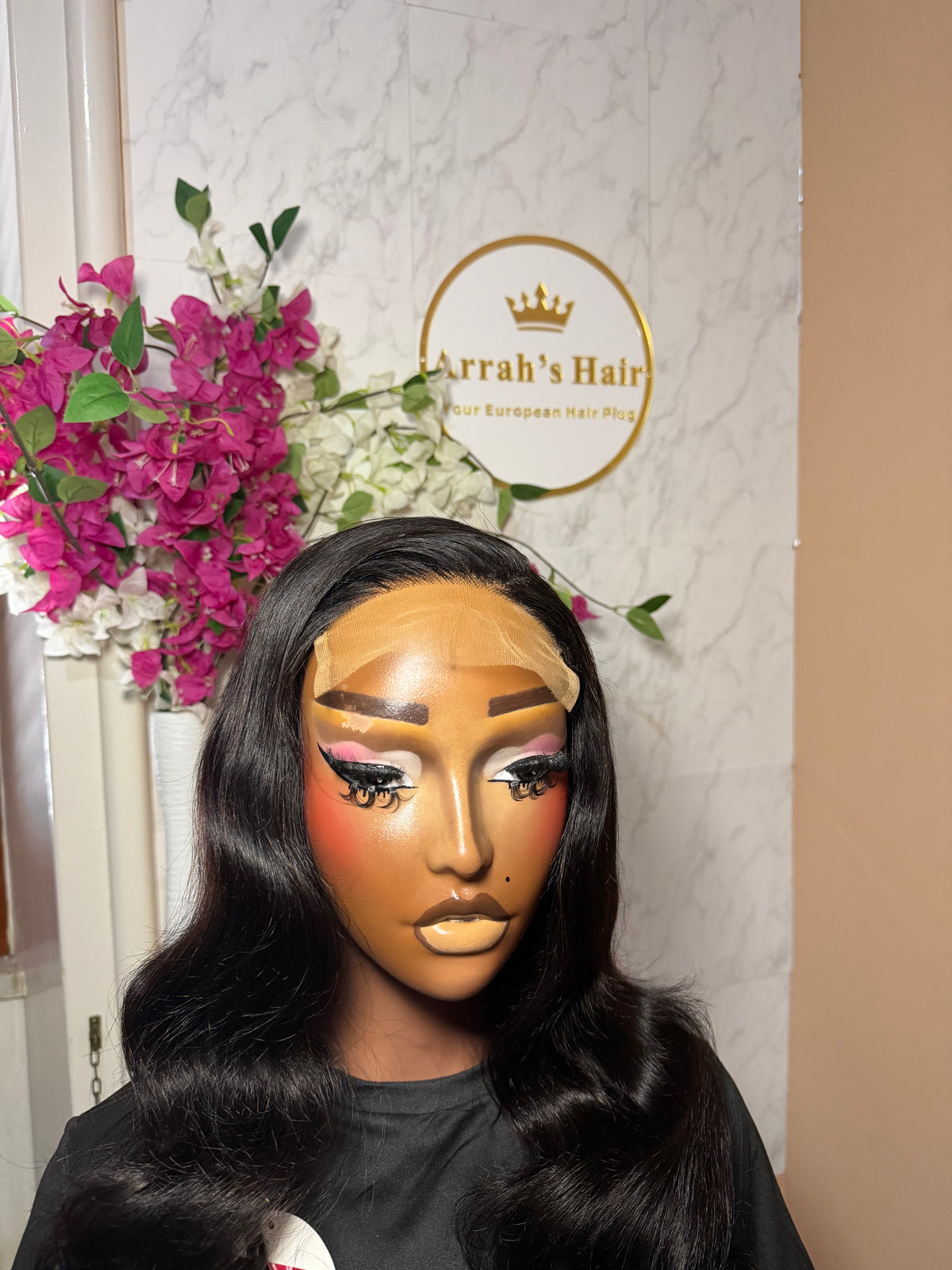 16” Black Bouncy Wig