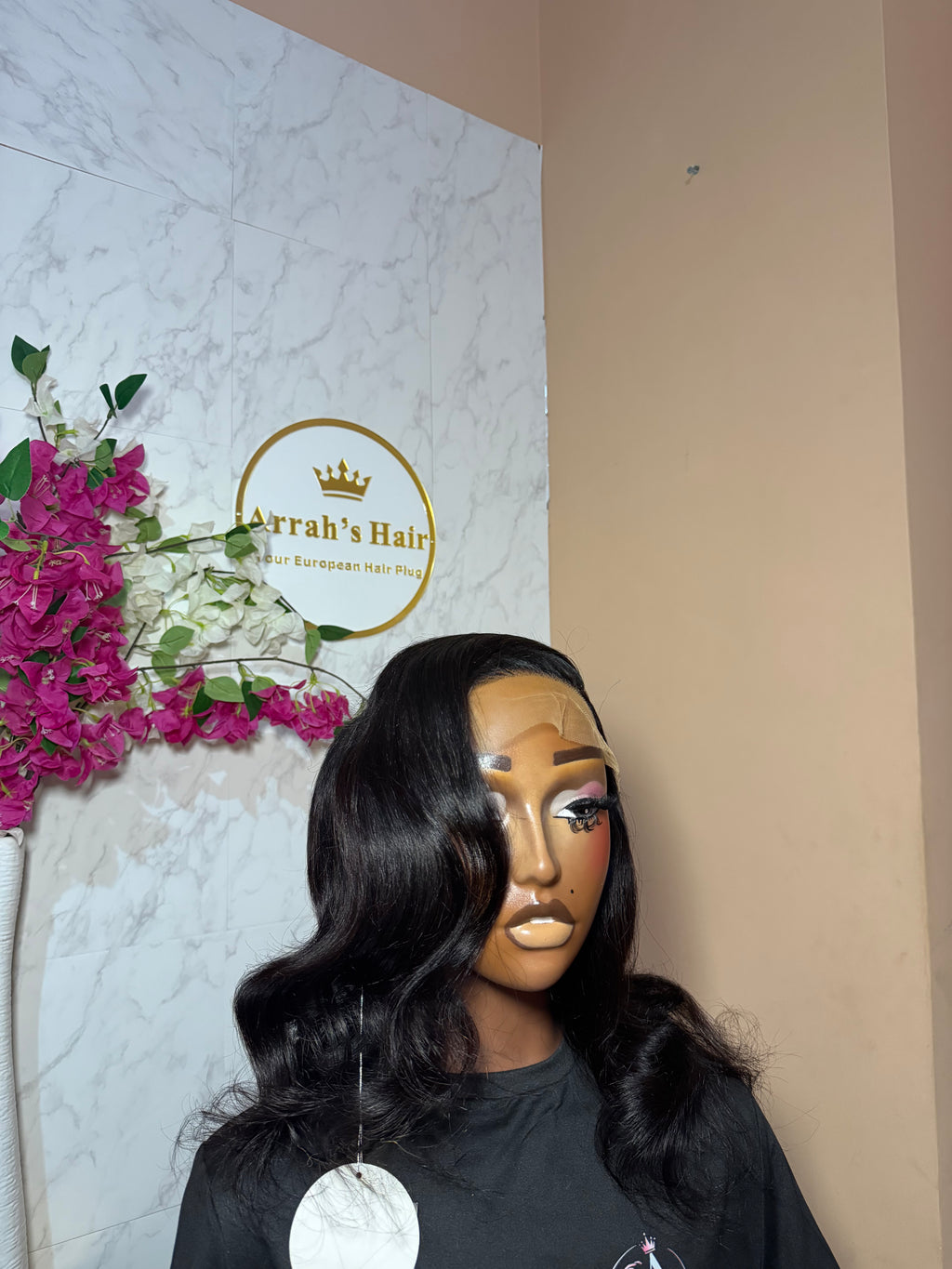 16” Black Bouncy Wig
