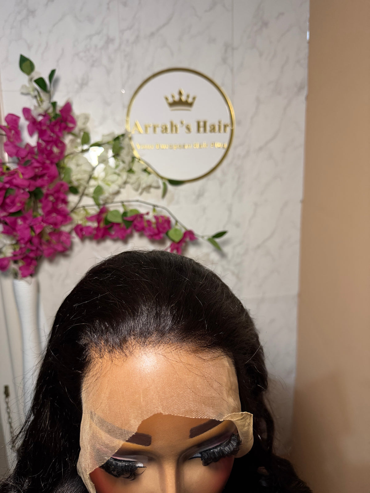 24” Black Loose Bouncy Wig