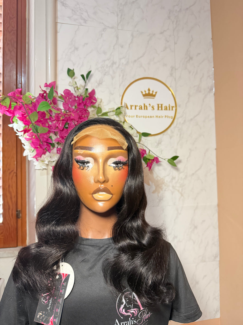 16” Black Bouncy Wig
